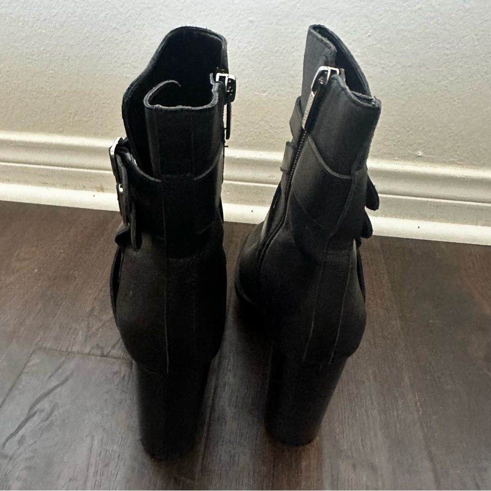 Vince Camuto Black Buckle Platform Heeled Ankle Moto Boots - Picture 6 of 9